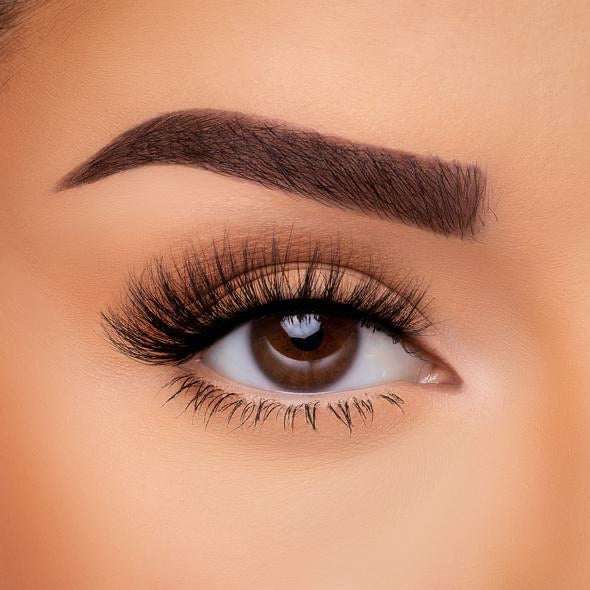 Load image into Gallery viewer, Lashes- ML INSTAGATOR 3D FAUX  MINK(10pcs $3.75 each)
